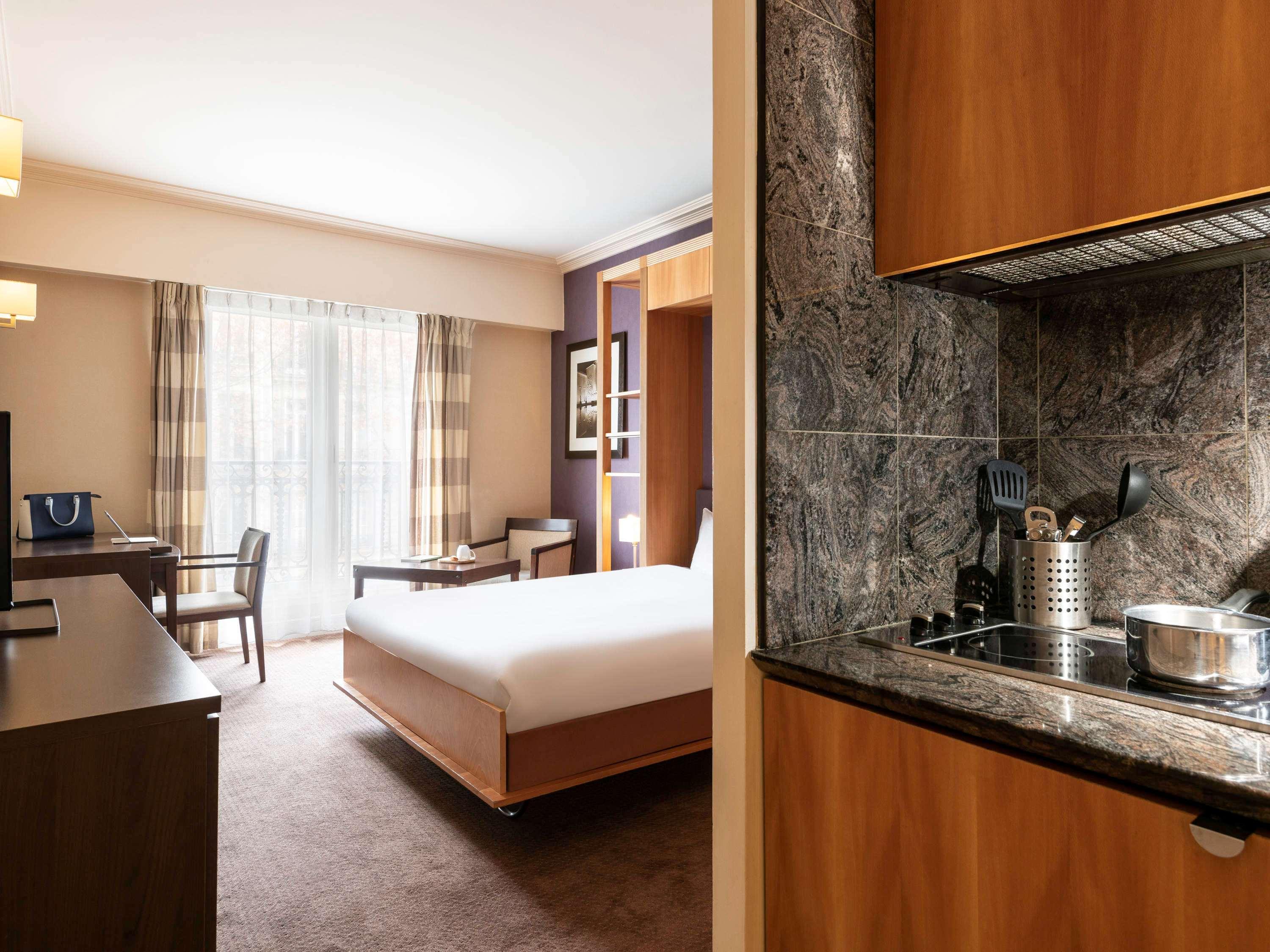 Adagio Haussmann 4*